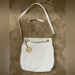 EUC Michael Kors classic white Pebbled Leather dual Crossbody/shoulder bag